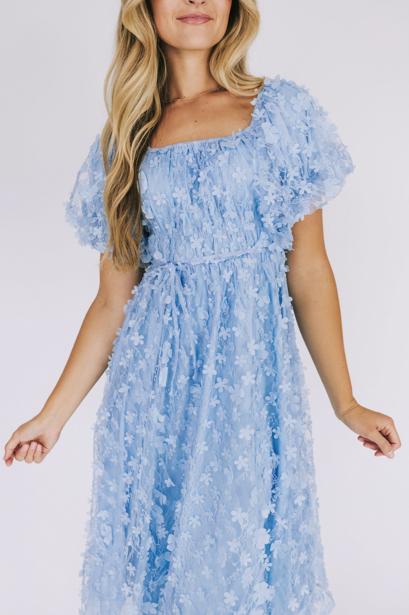 3D Floral Square-neck Puffed-sleeve Smocked A-line Midi Dress