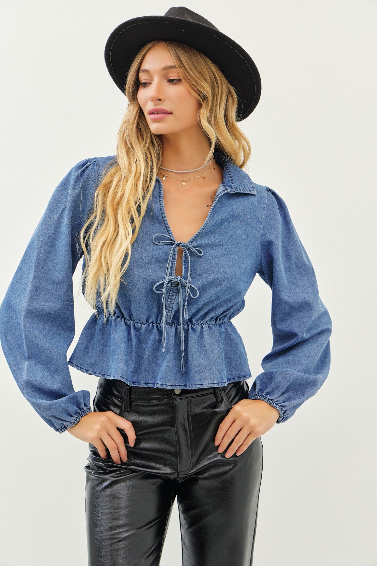 Puffed Sleeve Peplum Cropped Denim Blouse - Image 12