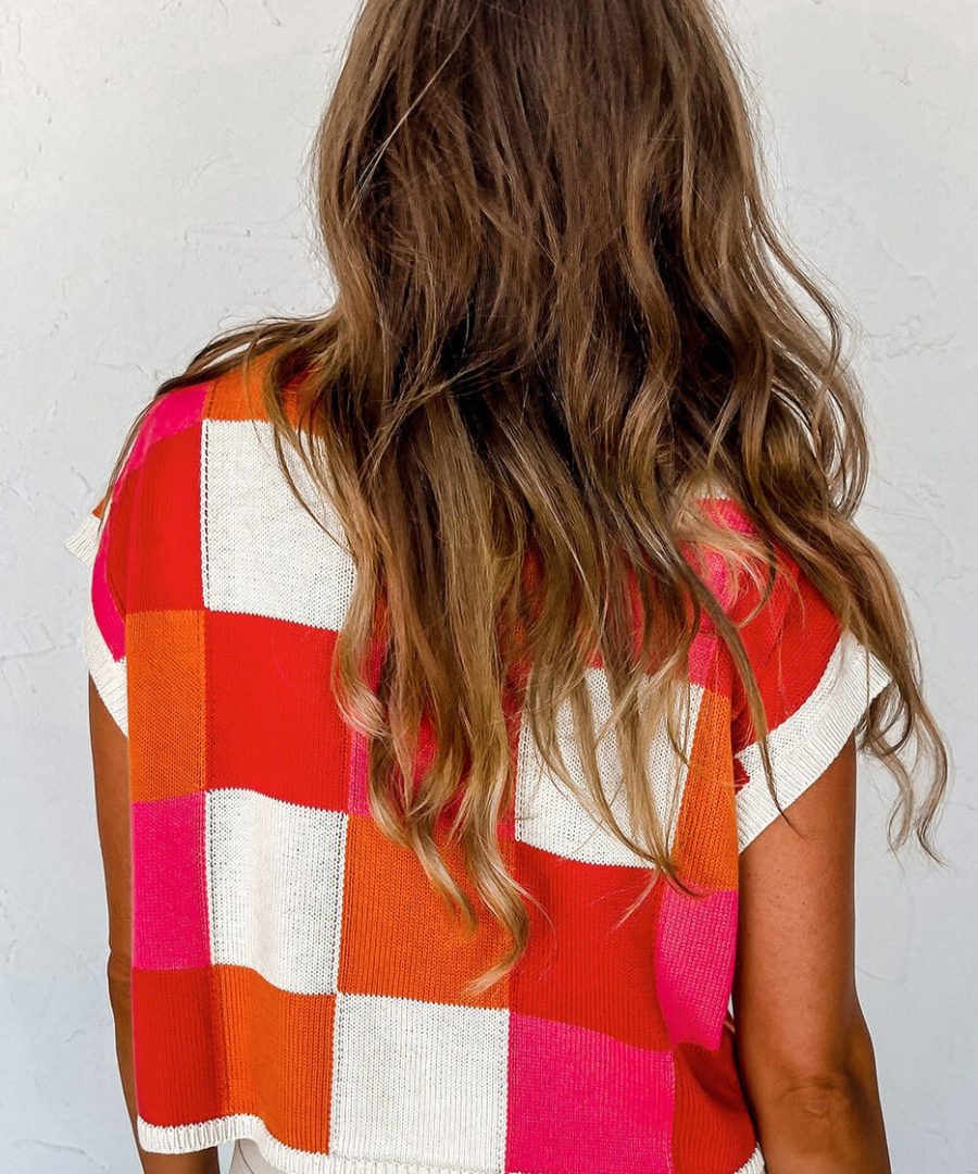Checkered Pattern Cropped Knit Top