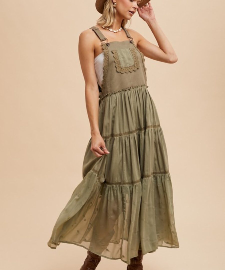 Scalloped-trim Bohemian Tiered Maxi Dress