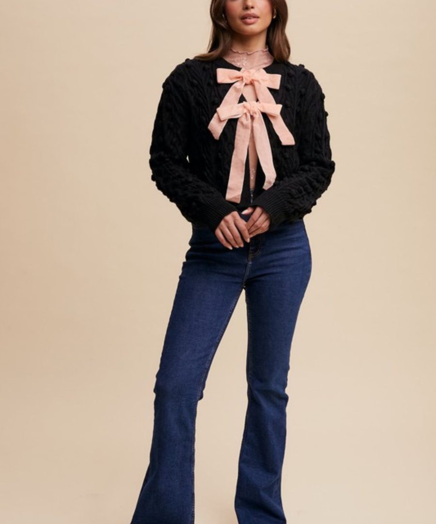 Bow-detailed Bobble Cable-knit Cropped Cardigan