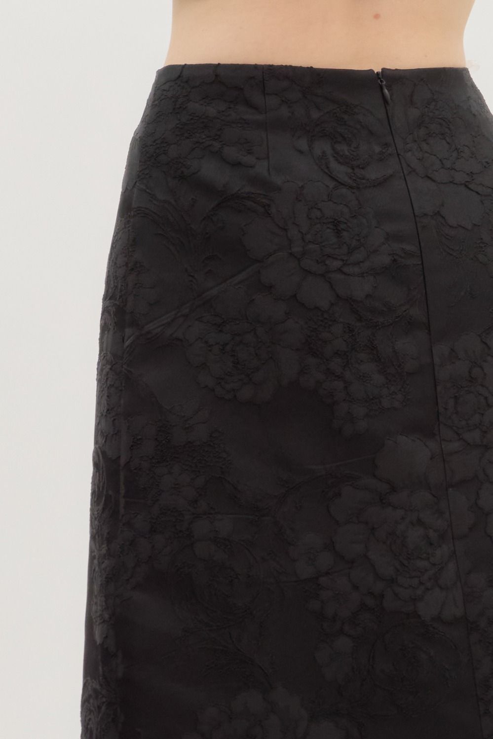 Scalloped-hem Floral Jacquard Midi Skirt - Image 8