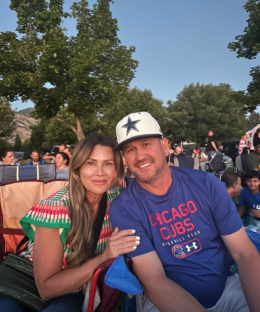 Checkered Pattern Ruffled Sleeve Knit Top