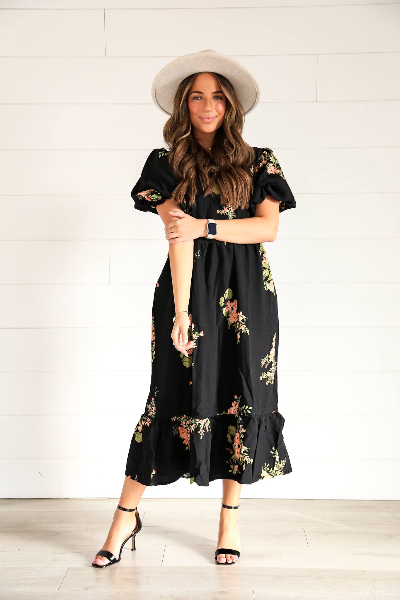 Vintage Floral Print Puffed Sleeve Tiered Midi Dress - Image 2