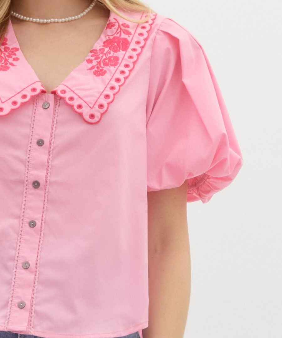 Scalloped-collar Floral-embroidered Cropped Blouse